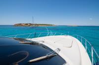 ANTAMAR-II yacht charter: Sundeck