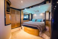 ANTAMAR-II yacht charter: Master Suite