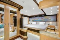 MEIRA yacht charter: Meira guest twin as double lower deck