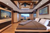 MEIRA yacht charter: Meira master stateroom main deck