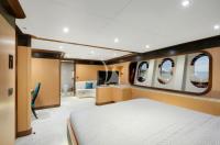 MEIRA yacht charter: Meira VIP 1 lower deck