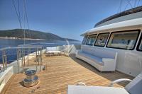 MEIRA yacht charter: Meira top deck foredeck seating area