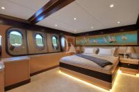 MEIRA yacht charter: Meira VIP 1 lower deck