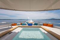 LUISA yacht charter: JACUZZI