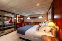 CANEREN yacht charter: VIP Double Cabin Two