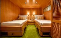 SOMETHING-COOL yacht charter: Twin Suite 1