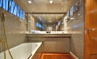 SOMETHING-COOL yacht charter: VIP Suite - Bath