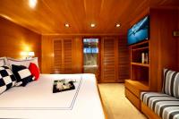 SOMETHING-COOL yacht charter: VIP Suite