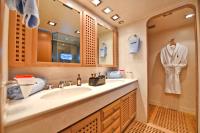 SOMETHING-COOL yacht charter: Master Suite - Bath