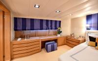 SOMETHING-COOL yacht charter: Master Suite