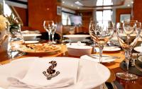 SOMETHING-COOL yacht charter: Dining details