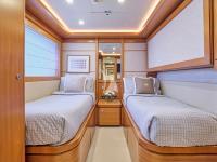 BEST-OFF yacht charter: Twin Cabin