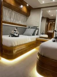 VA-BENE yacht charter: Twin suite