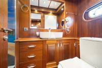 QUESTA-VITA yacht charter: aft master bathroom