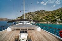 QUESTA-VITA yacht charter: foredeck with awning