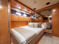 SUNLINER-X yacht charter: Double Cabin