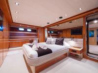 SUNLINER-X yacht charter: VIP Cabin