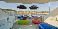 BUNKER yacht charter: Sun deck