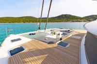 MELITI yacht charter: Bow deck